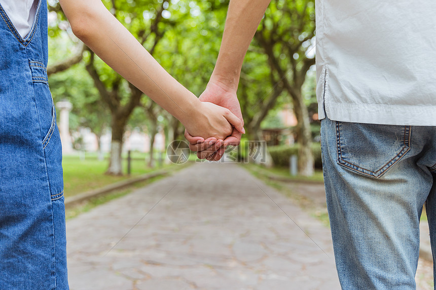 以“档案视角”讲好雷州故事